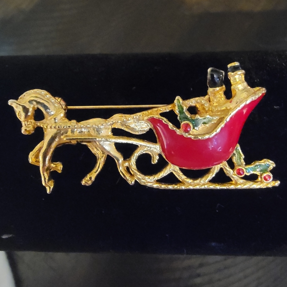 J11 Vintage Sleigh Ride Brooch